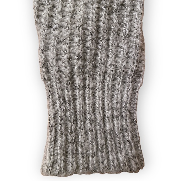 💫4/30 F21 Chunky Knit Turtleneck Sweater - Picture 4 of 9